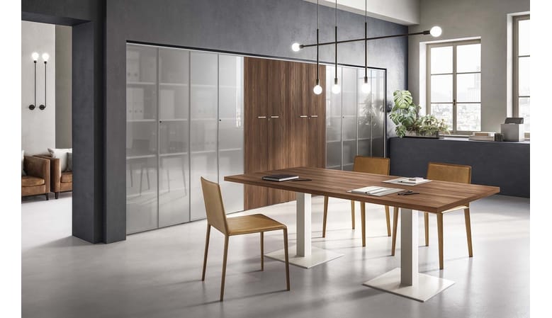 Tavolo riunione rettangolare con base quadrata Tavolo riunione rettangolare con base quadrata